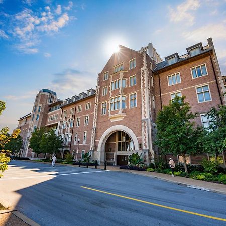 The Knight Center At Washington University University City Exterior photo