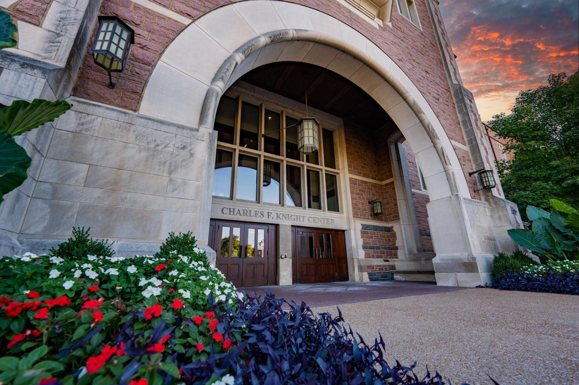 The Knight Center At Washington University University City Exterior photo